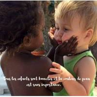 Citation Bonheur: "Tous les enfants sont honnêtes et la couleur de peau est sans importance."